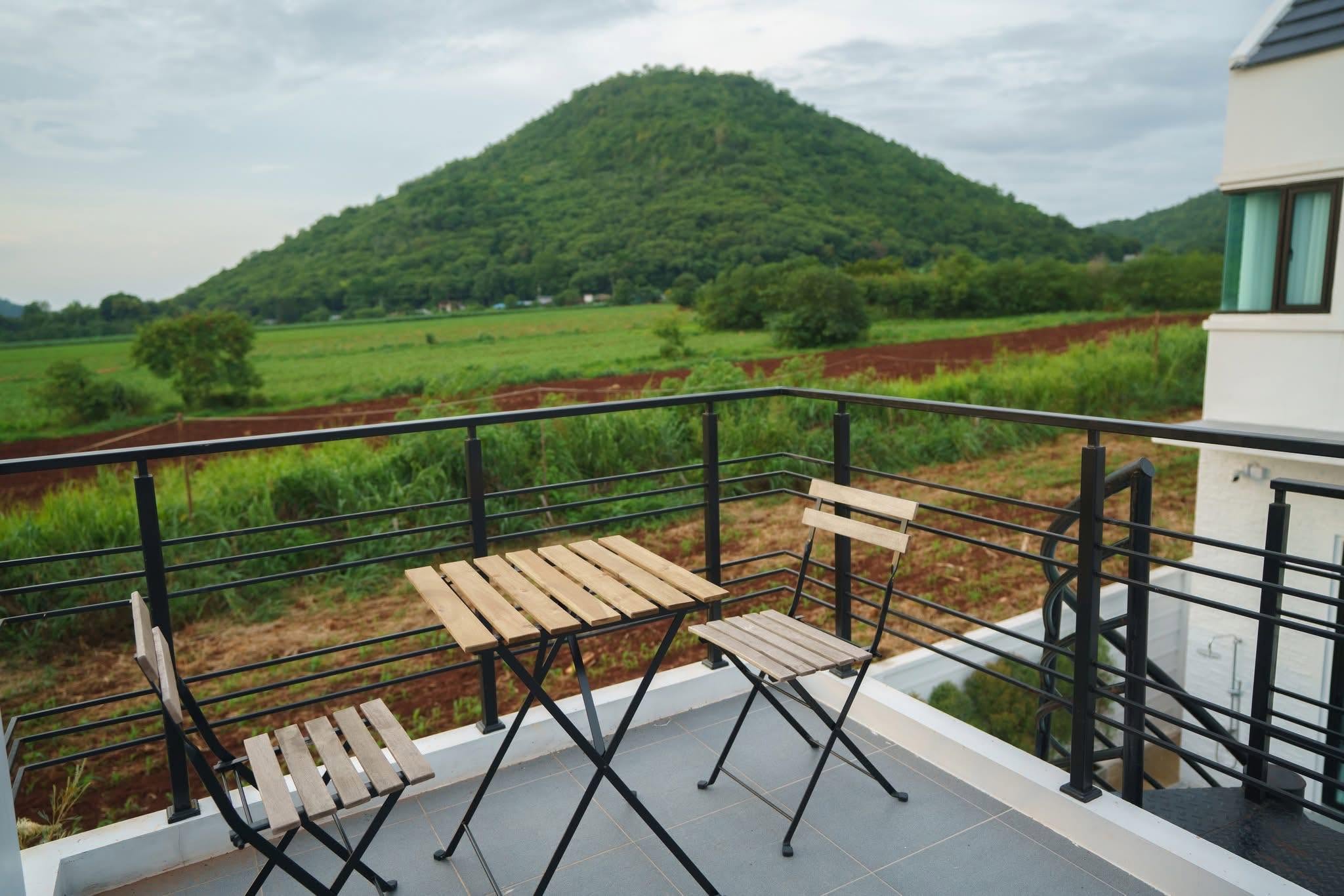 ระเบียงชมวิวภูเขา